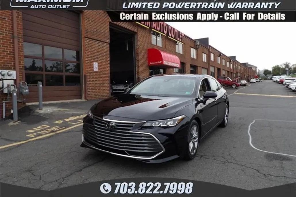 2022 Toyota Avalon XLE photo 1