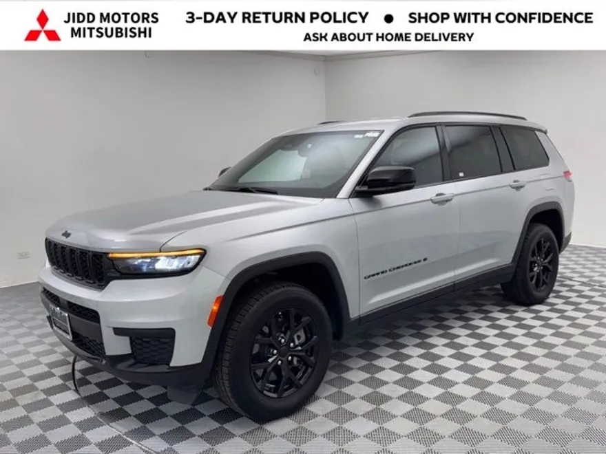 2024 Jeep Grand Cherokee Altitude photo 1