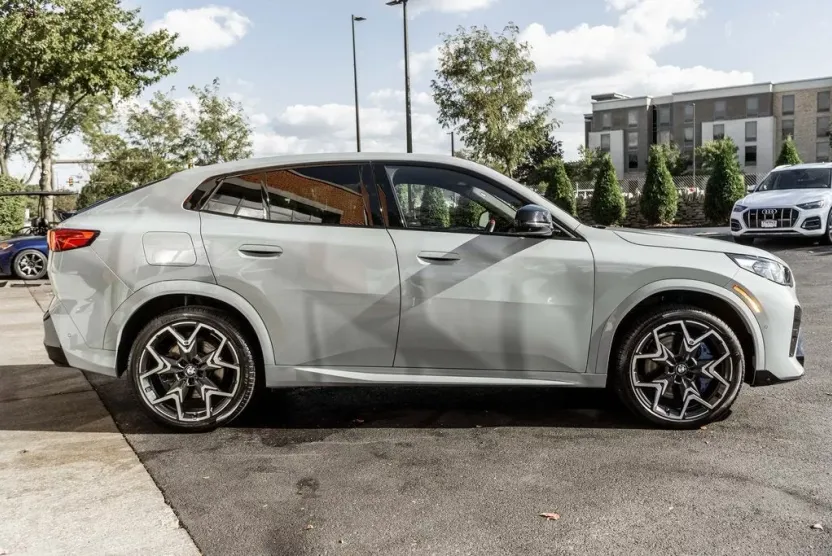 2025 Bmw X2 M35i photo 1