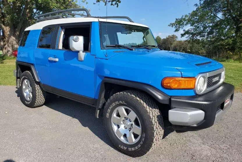 2007 Toyota FJ Cruiser Base photo 1