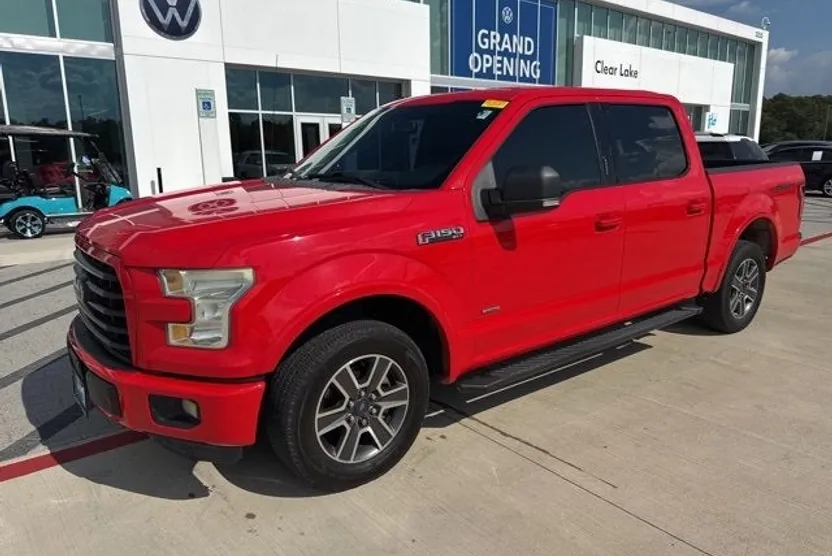 2015 Ford F-150 XLT photo 1