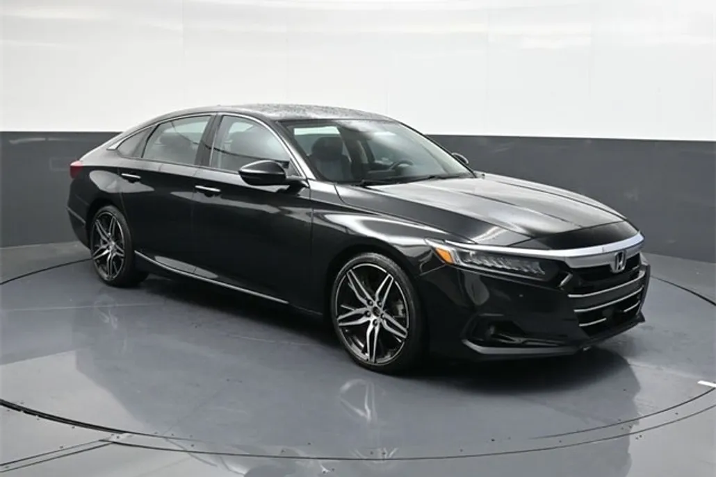 2021 Honda Accord Touring 2.0T photo 1