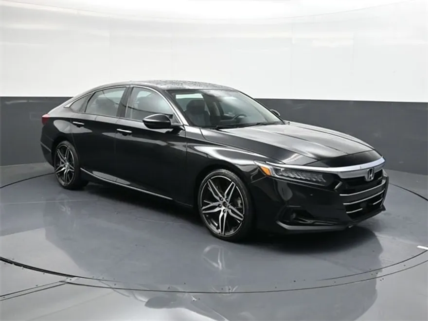 2021 Honda Accord Touring 2.0T photo 1