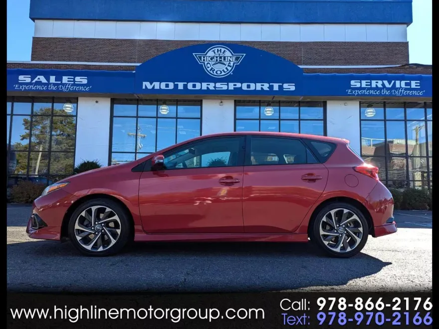 2018 Toyota Corolla iM photo 1