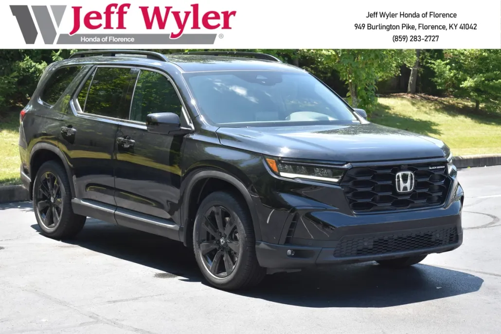 2025 Honda Pilot Black Edition photo 1