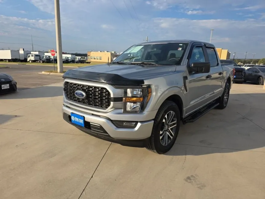 2023 Ford F-150 XL photo 1