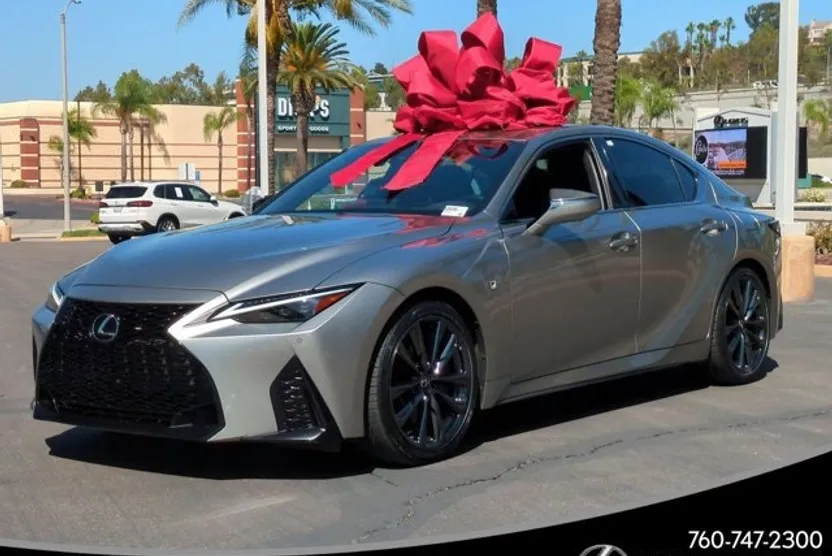2023 Lexus IS F SPORT photo 1