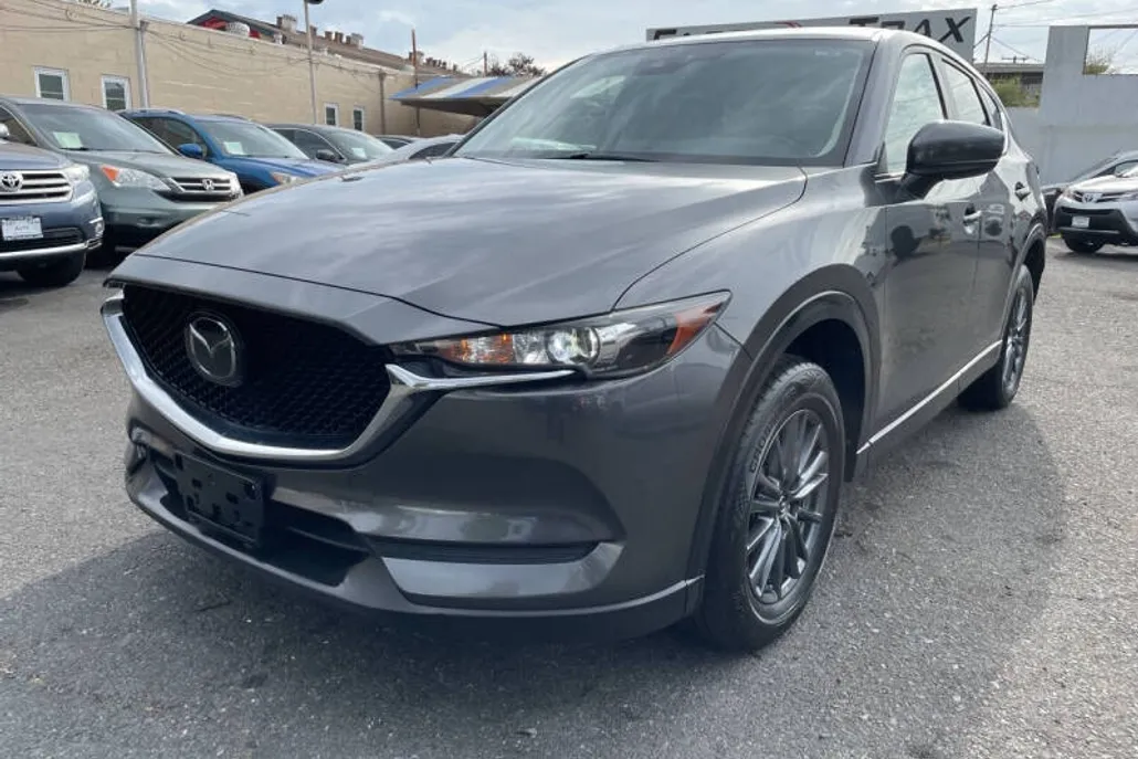 2020 Mazda CX-5 Touring photo 1