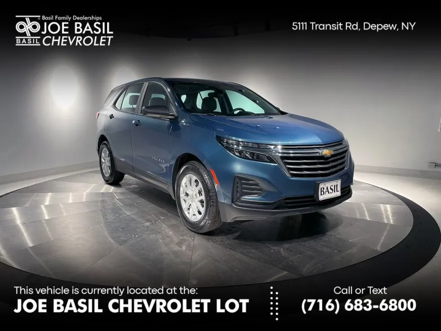 2024 Chevrolet Equinox LS photo 1