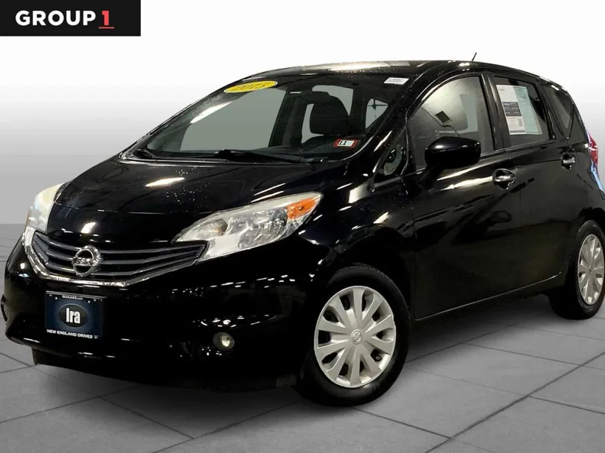 2015 Nissan Versa Note SV 1.6 photo 1