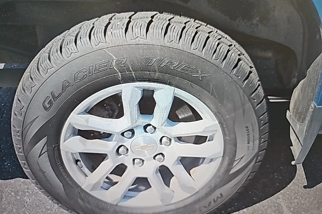 2022 Chevrolet Silverado 1500 LT1 photo 1