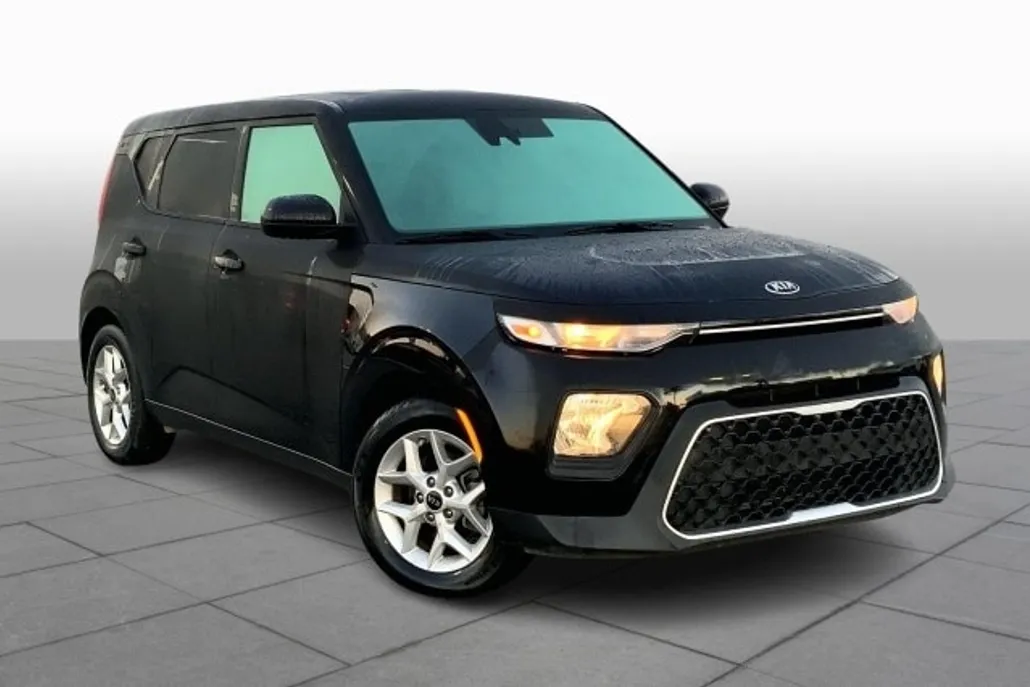 2020 Kia Soul LX photo 1