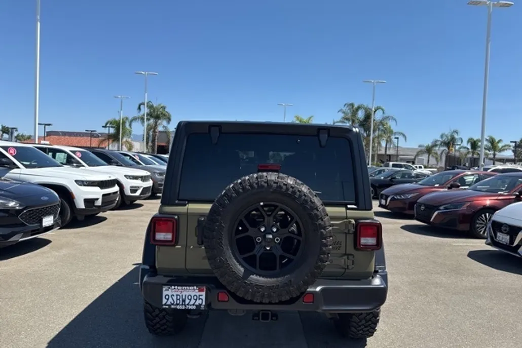 2025 Jeep Wrangler Willys photo 1
