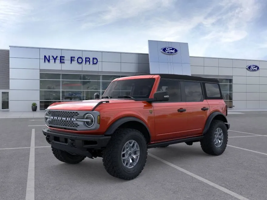 2024 Ford Bronco Badlands photo 1
