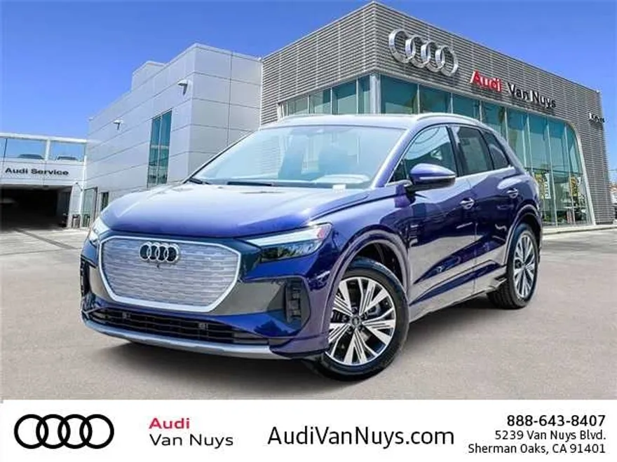 2023 Audi Q4 40 E-tron Premium Plus photo 1