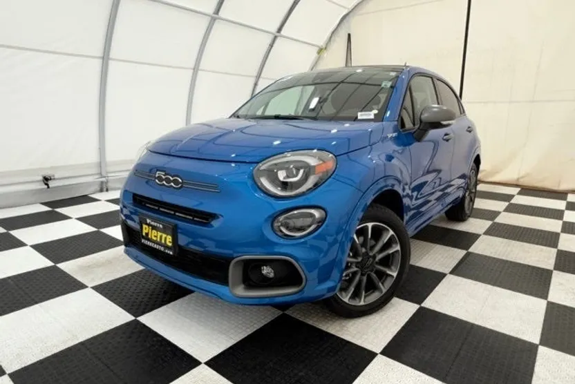 2023 Fiat 500X Sport photo 1