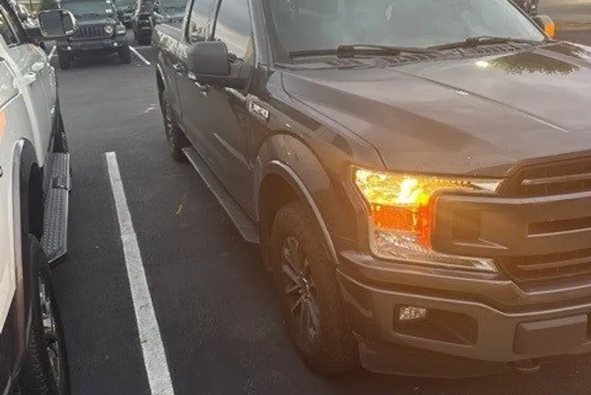 2019 Ford F-150 XLT photo 1