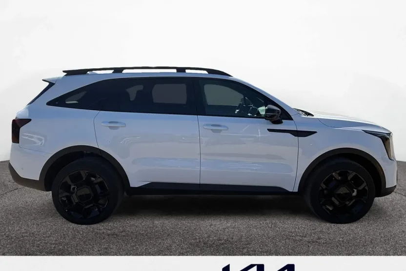 2026 Kia Sorento X-Line SX Prestige photo 1