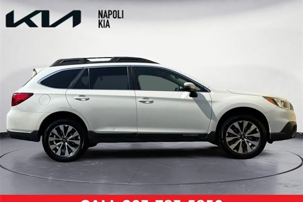 2016 Subaru Outback 2.5i Limited photo 1