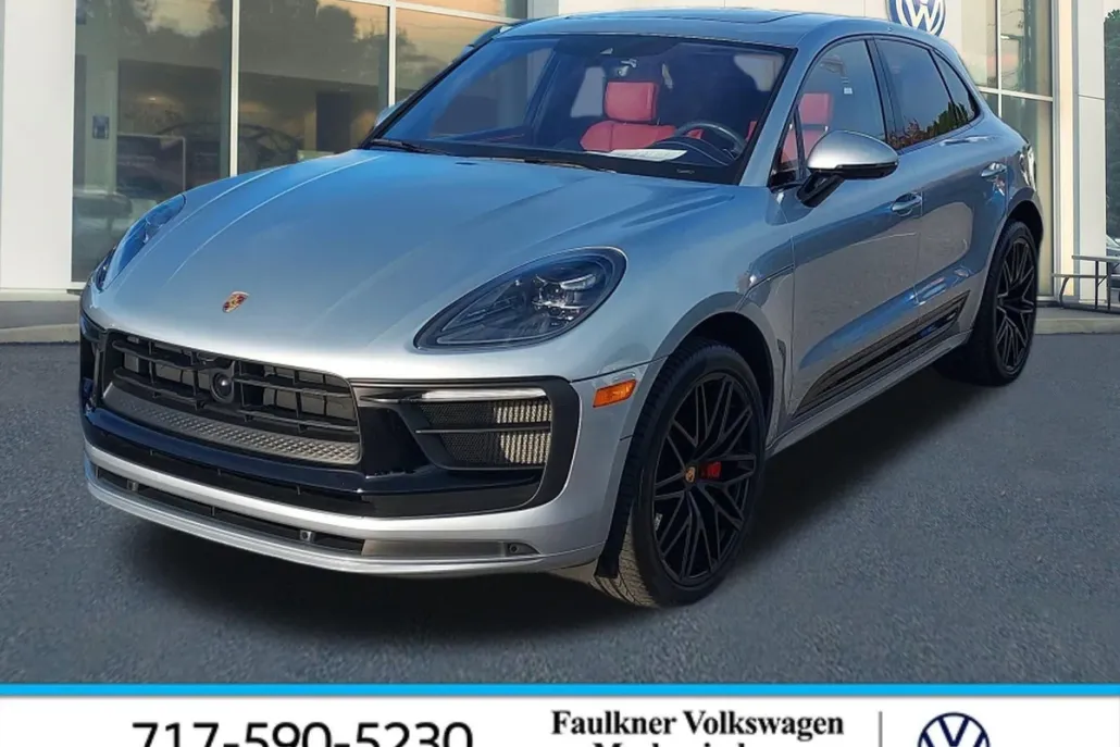 2025 Porsche Macan GTS photo 1