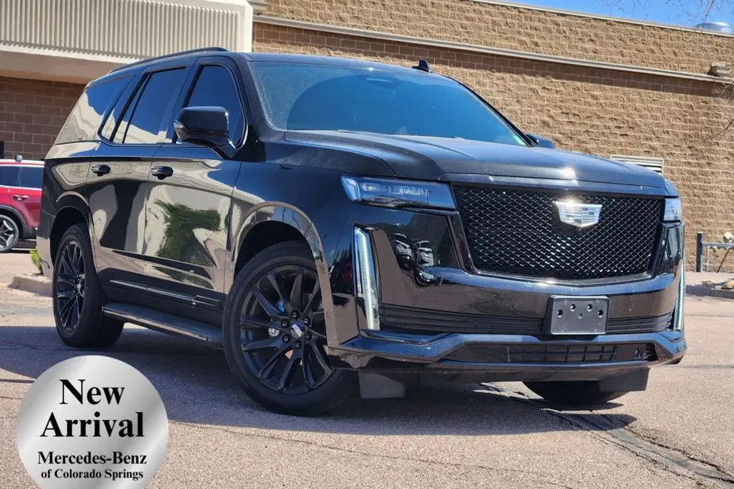 2023 Cadillac Escalade Sport Platinum photo 1