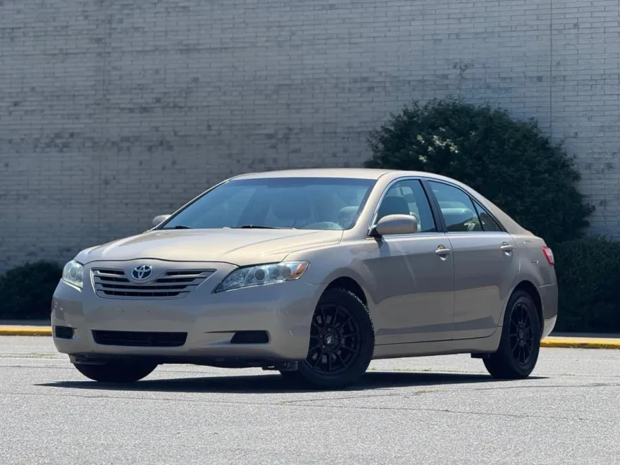 2009 Toyota Camry photo 1