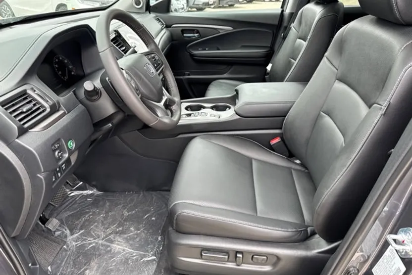2025 Honda Ridgeline RTL photo 1