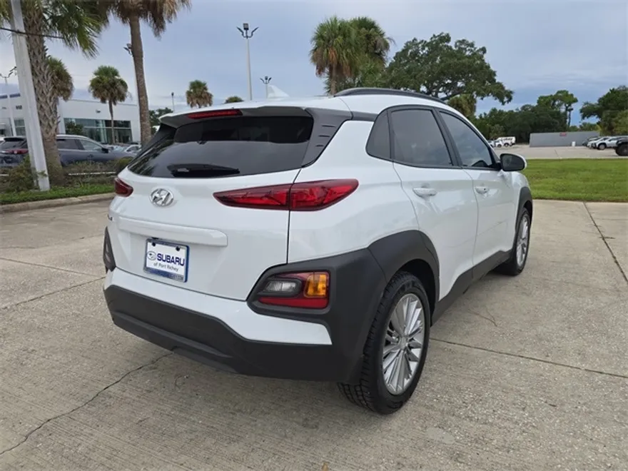 2020 Hyundai Kona SEL Plus photo 1
