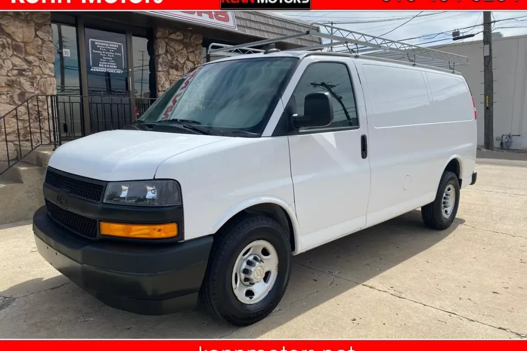 2019 Chevrolet Express Cargo Van 2500 photo 1