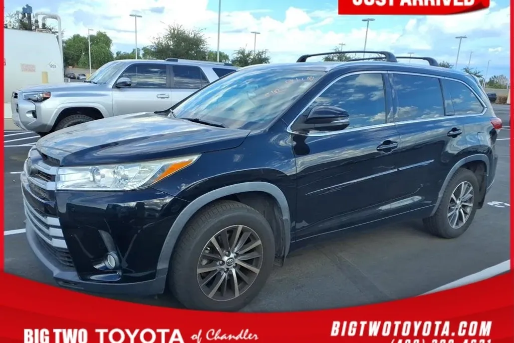 2018 Toyota Highlander XLE photo 1
