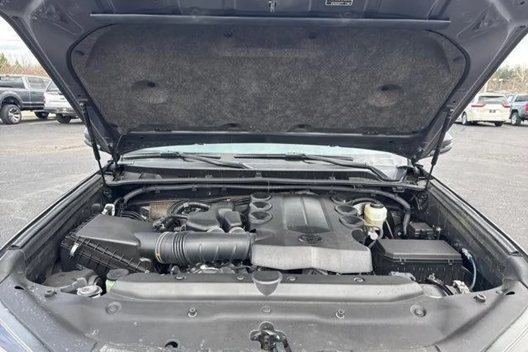 2022 Toyota 4Runner SR5 Premium photo 1