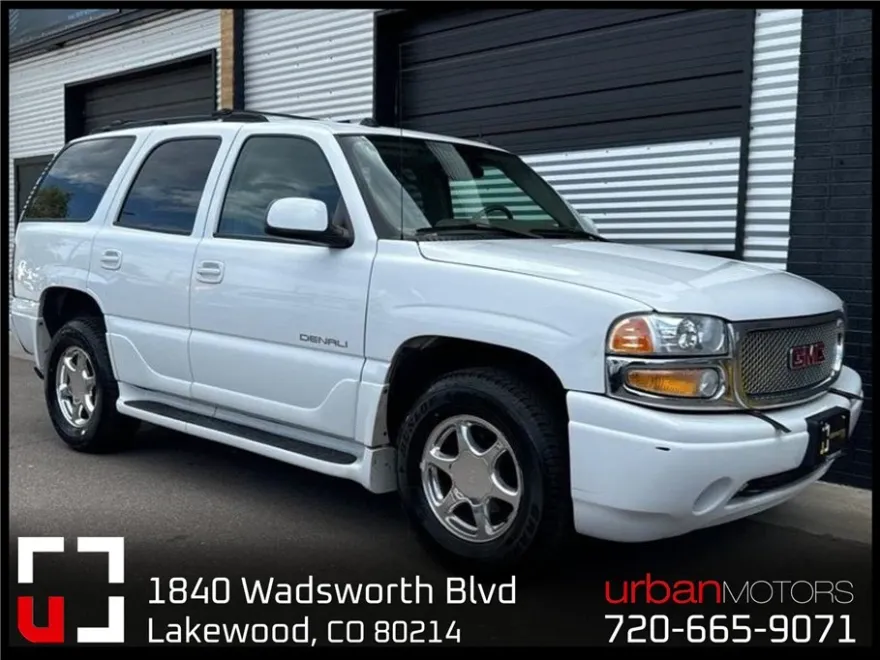 2004 Gmc Yukon Denali photo 1