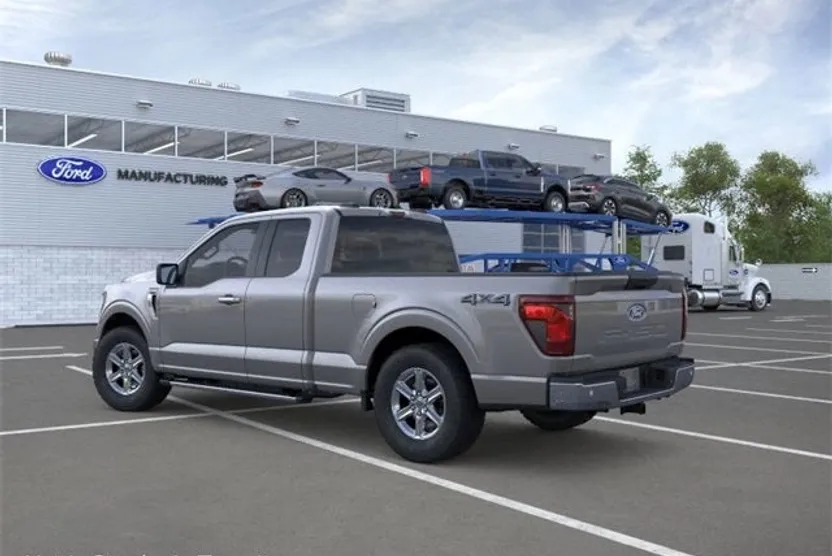 2025 Ford F-150 XLT photo 1