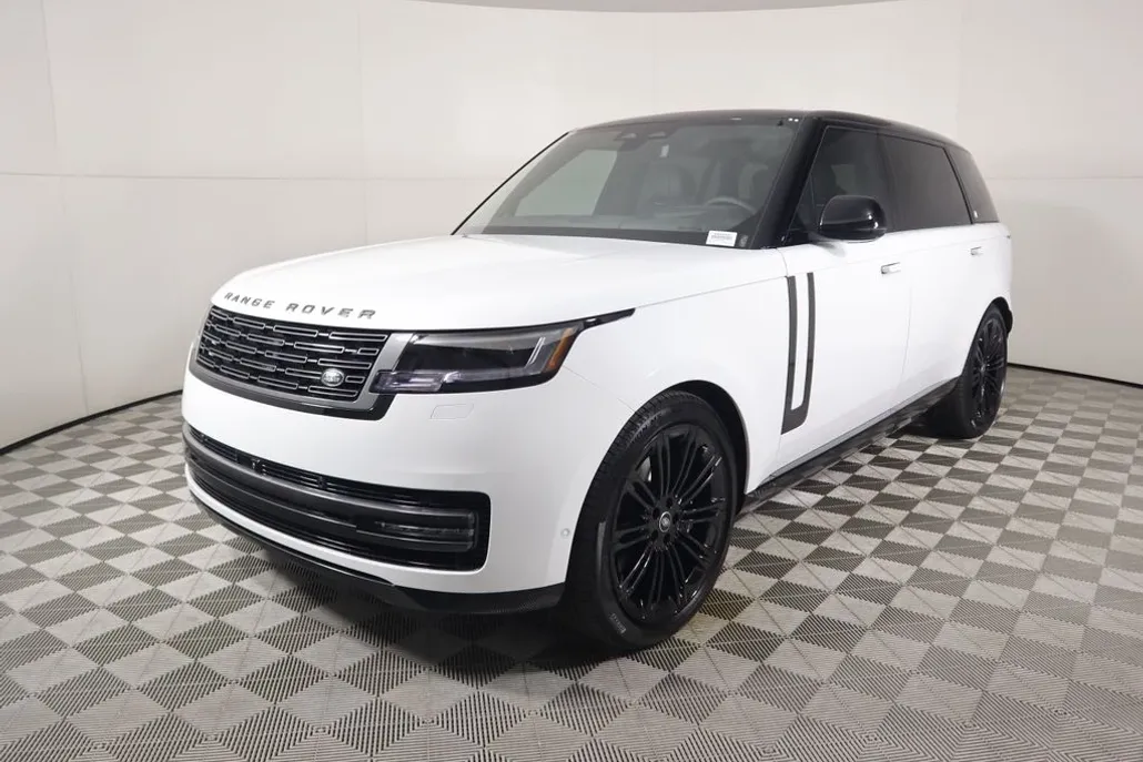 2025 Land Rover Range Rover SE photo 1