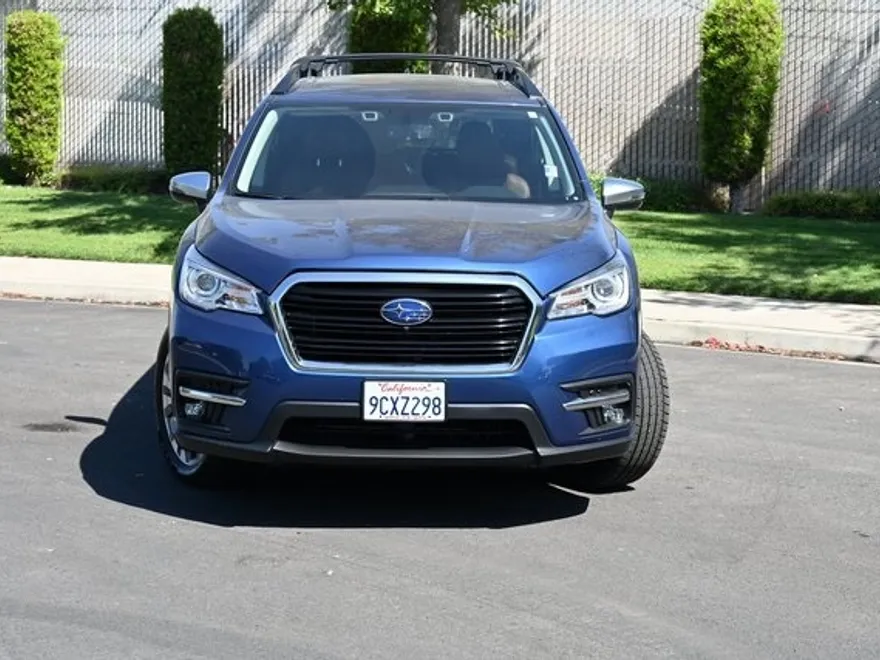 2022 Subaru Ascent Touring photo 1