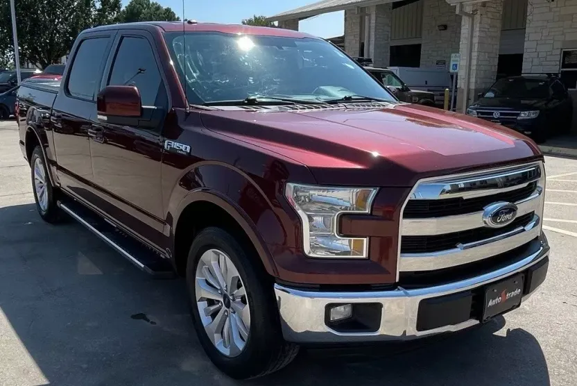 2016 Ford F-150 XLT photo 1