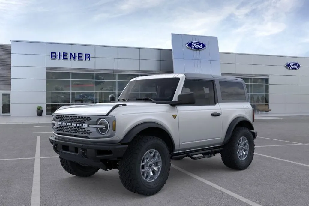 2024 Ford Bronco Badlands photo 1