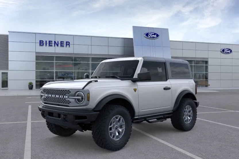 2024 Ford Bronco Badlands photo 1