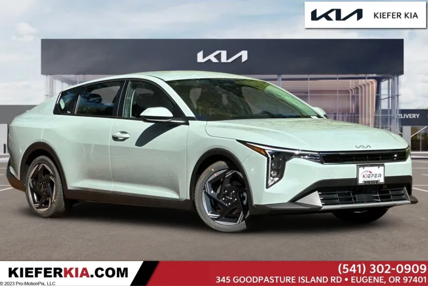 2025 Kia K4 EX photo 1