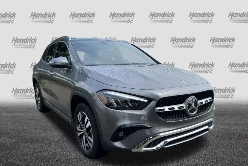 2024 Mercedes Benz GLA 4MATIC 250 photo 1