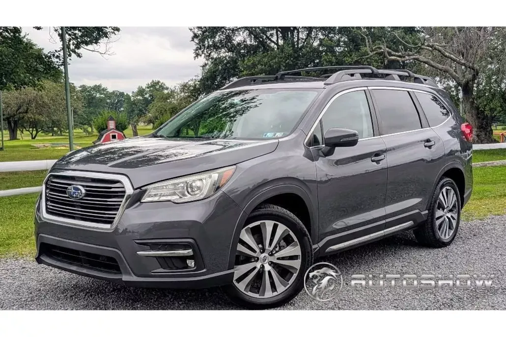 2019 Subaru Ascent Limited photo 1