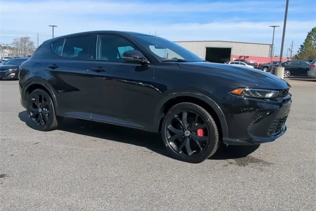 2024 Dodge Hornet R/T Plus photo 1