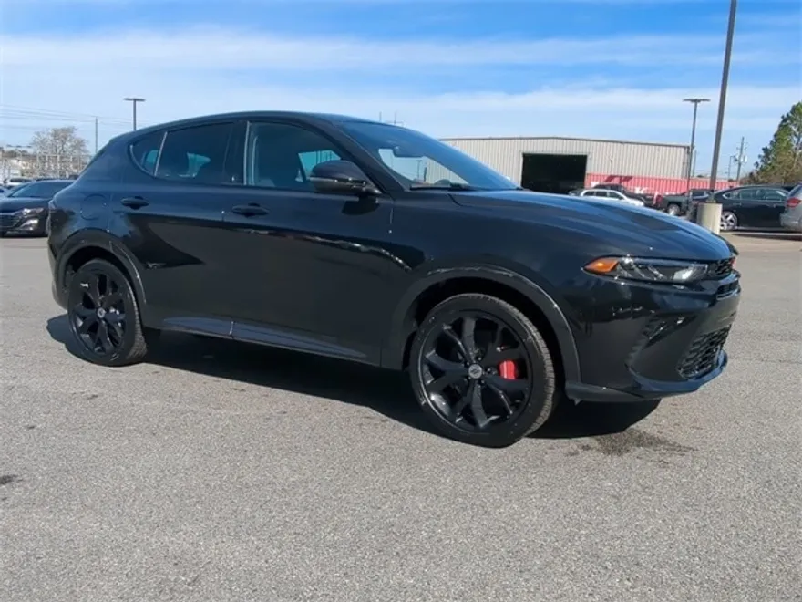 2024 Dodge Hornet R/T Plus photo 1