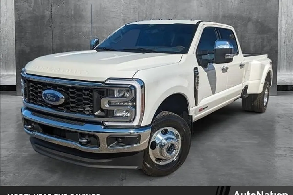 2024 Ford F-350 King Ranch photo 1