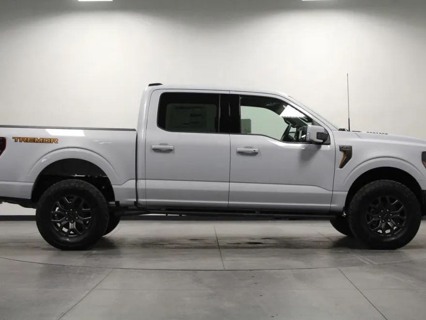 2025 Ford F-150 Tremor photo 1