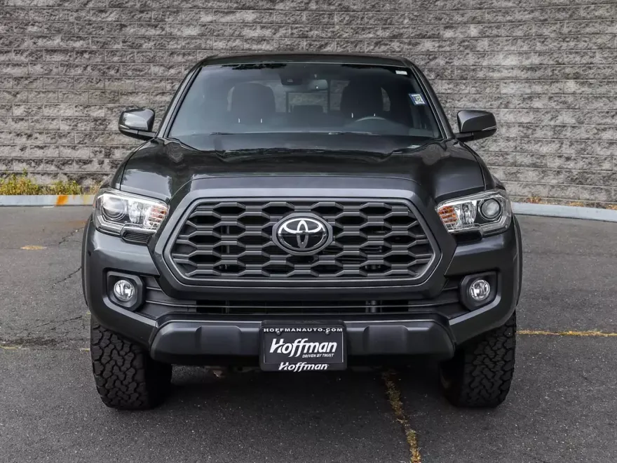 2020 Toyota Tacoma TRD Off-Road Double Cab photo 1