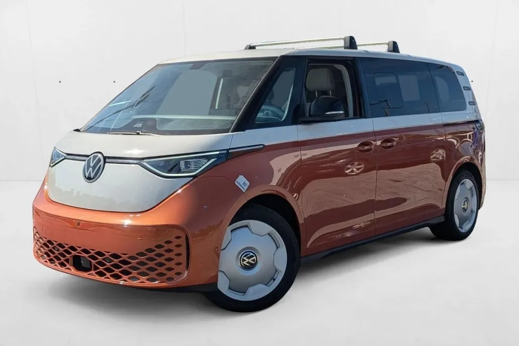 2025 Volkswagen ID. Buzz photo 1