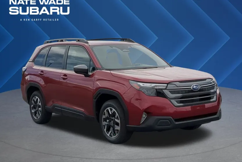 2025 Subaru Forester Premium photo 1