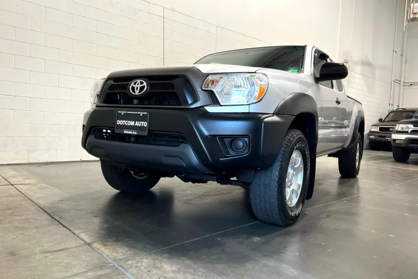 2012 Toyota Tacoma Access Cab V6 photo 1