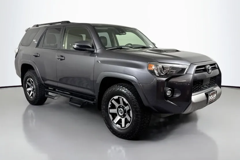 2021 Toyota 4Runner TRD Off-Road Premium photo 1
